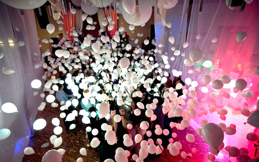 Организация спецэффектов из воздушных шаров на вашей свадьбе