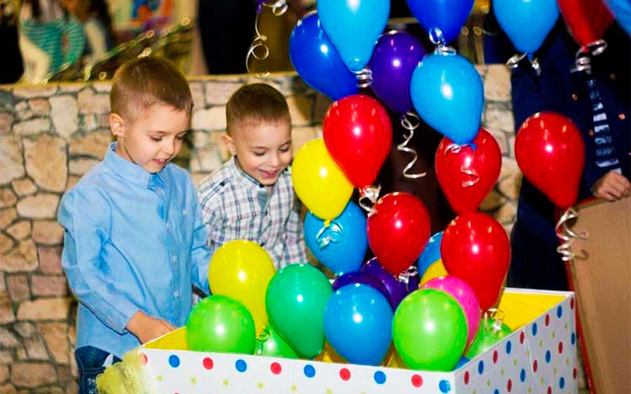 Спецэффекты из воздушных шаров на день рождения