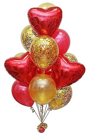 Каскад из латексных шаров с красными фольгированными сердцами, наполненный гелием