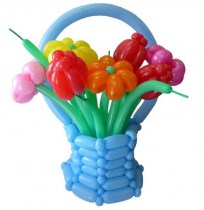 Букет из 7 цветов из воздушных шаров в виде тюльпанов и ромашек в корзинке. Высота до 1м. Возможна любая цветовая гамма