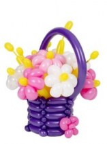 Букет из 9 цветов из воздушных шаров в виде ромашек в корзинке с бантом. Высота до 1м. Возможна любая цветовая гамма