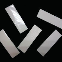 Белый металлизированный конфетти 17х55мм